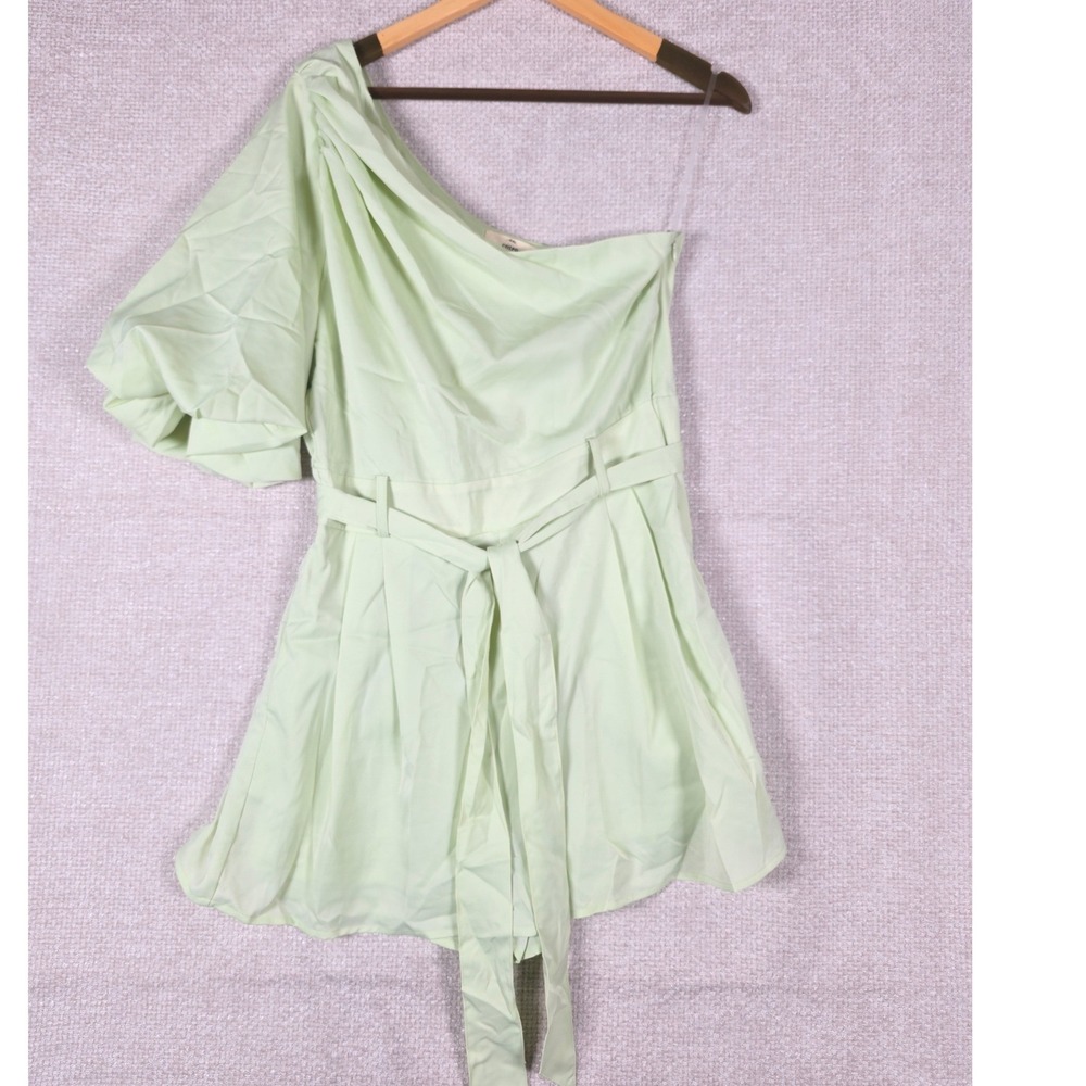Entro Mint Green One‎ Shoulder Puff Sleeve Belted Romper Womens Size Large